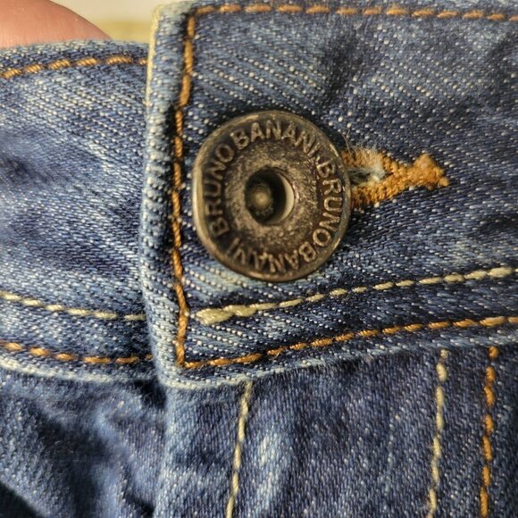 bruno banani Men's 33 x 32 Relaxed Fit Distressed Mid Rise Straight Leg Jeans - Picture 7 of 16